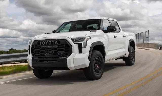 toyota tundra battery size spec